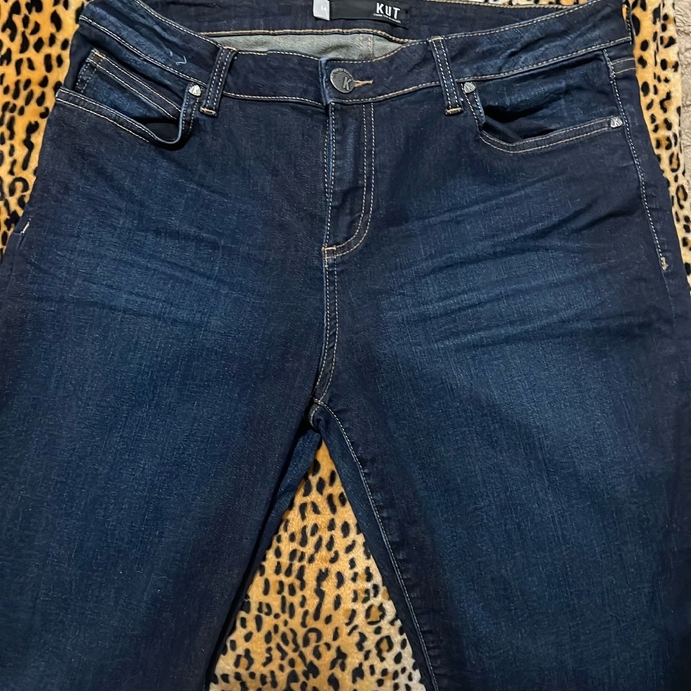 Kut from the Kloth Blue Jeans with Classic Straight-Leg and Durable Denim